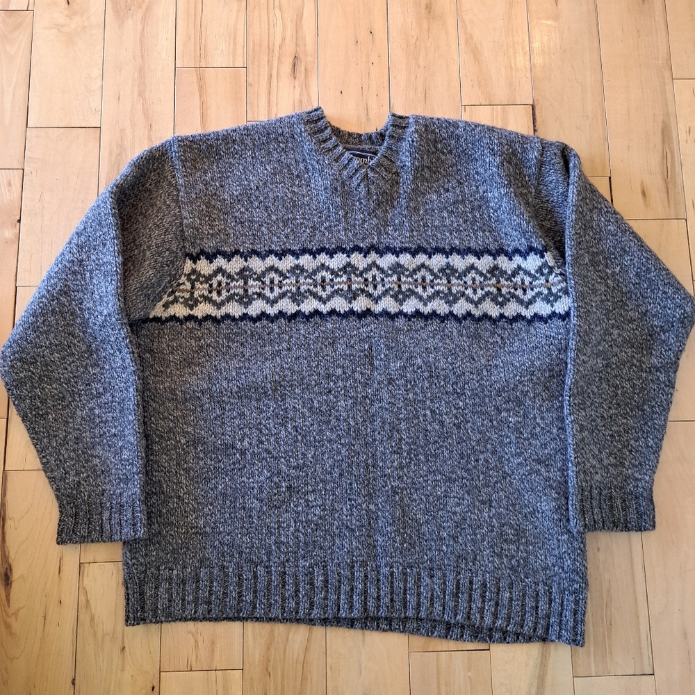 EUC!! Vintage Abercrombie & Fitch V-Neck Fair Isle 100% Wool Sweater